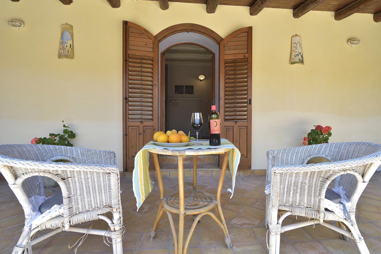 Villa Giannina Ispica Bagian luar foto